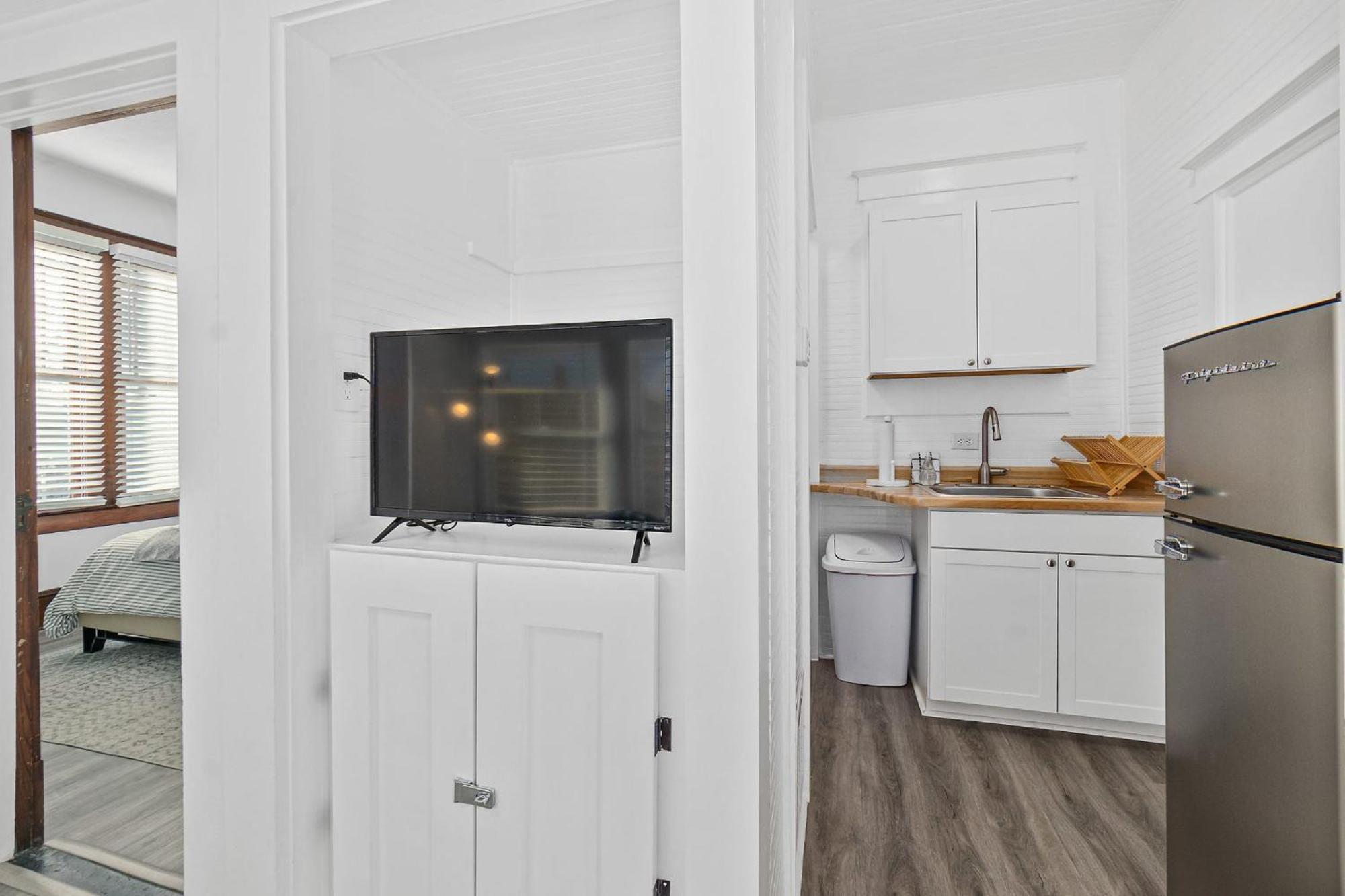 Old Mission Guest Suite - Charming Apartment, 15 Min Walk To Downtown! Сент-Огастин Экстерьер фото